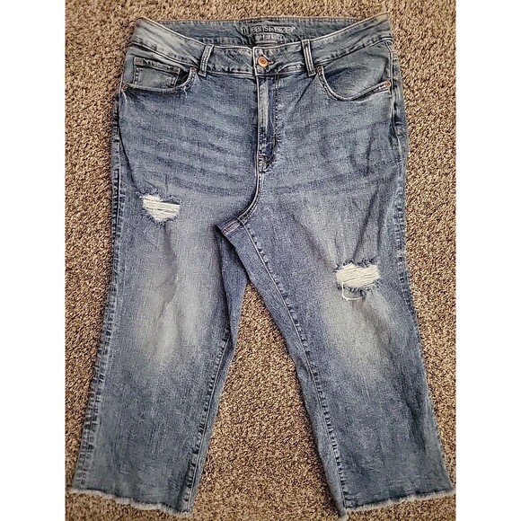 Maurices Womens Plus Size 20W Raw Hem Stretch Jeans Distressed - Picture 2 of 9